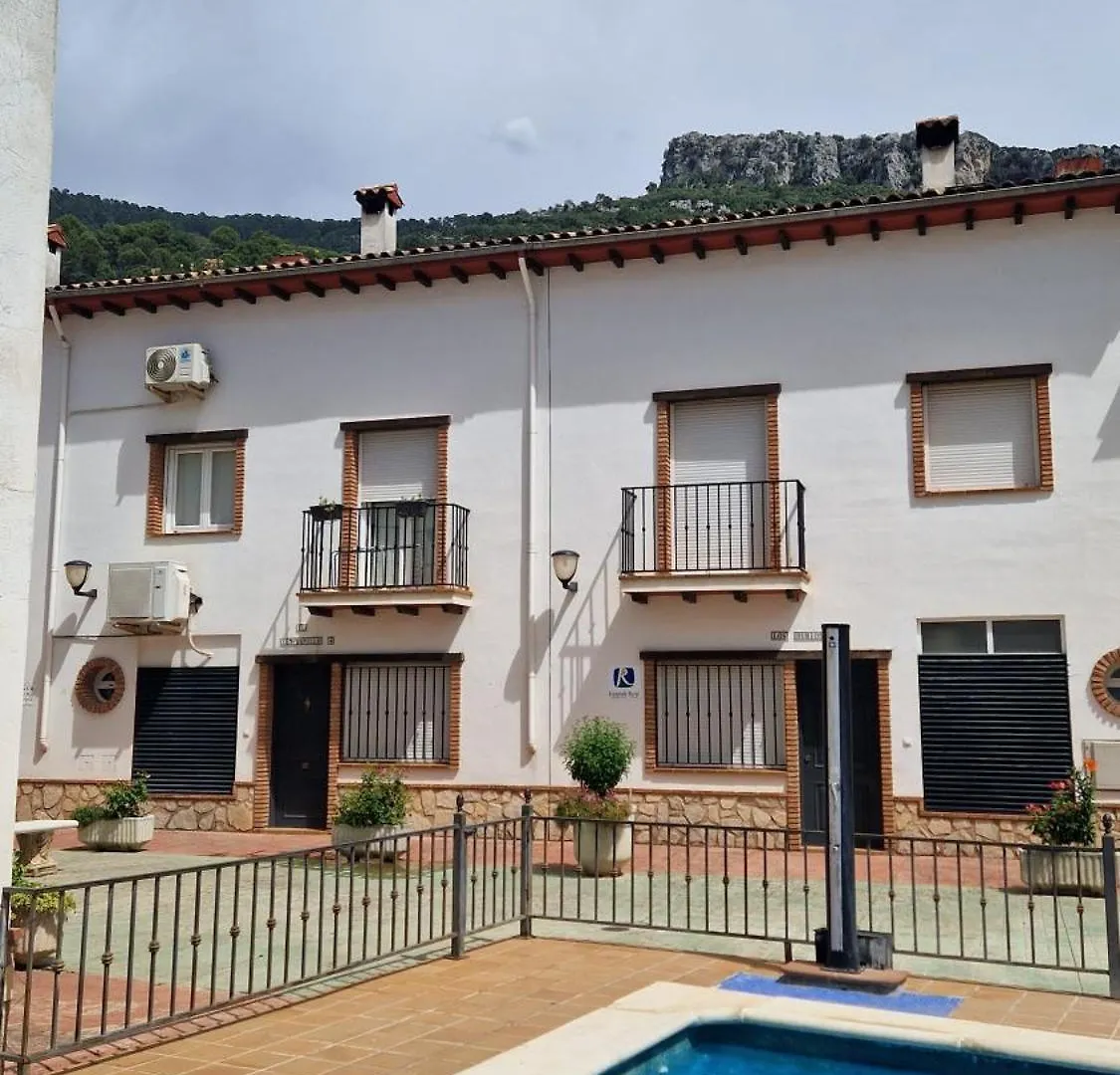 アロヨ・フリオ La Casa Del Senderistaヴィラ スペイン